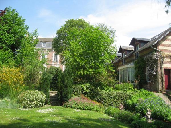 Bézu-Saint-Éloi Le Domaine Des Pres Du Hom Bed & Breakfast エクステリア 写真